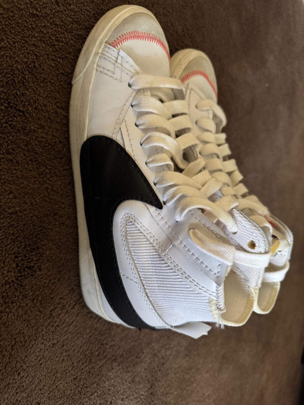 Nike Men White High-Top Sneakers with Orange Stitching